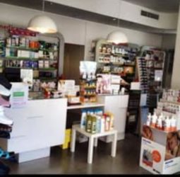 FARMACIA PUERTA OSARIO 7