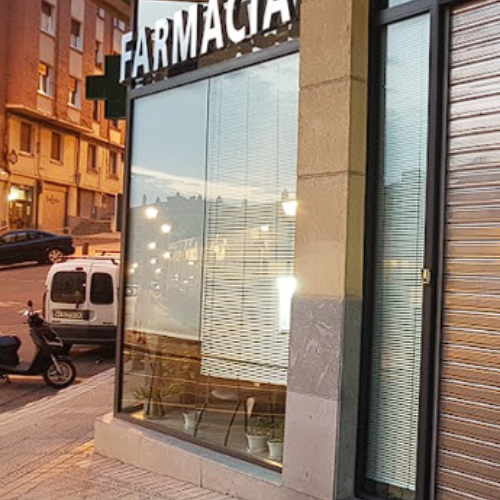 Farmacia Martinez Monge, Almudena